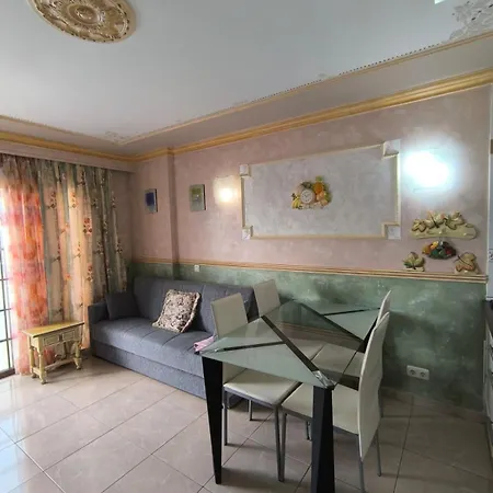 Parque Royal 21 * Адехе